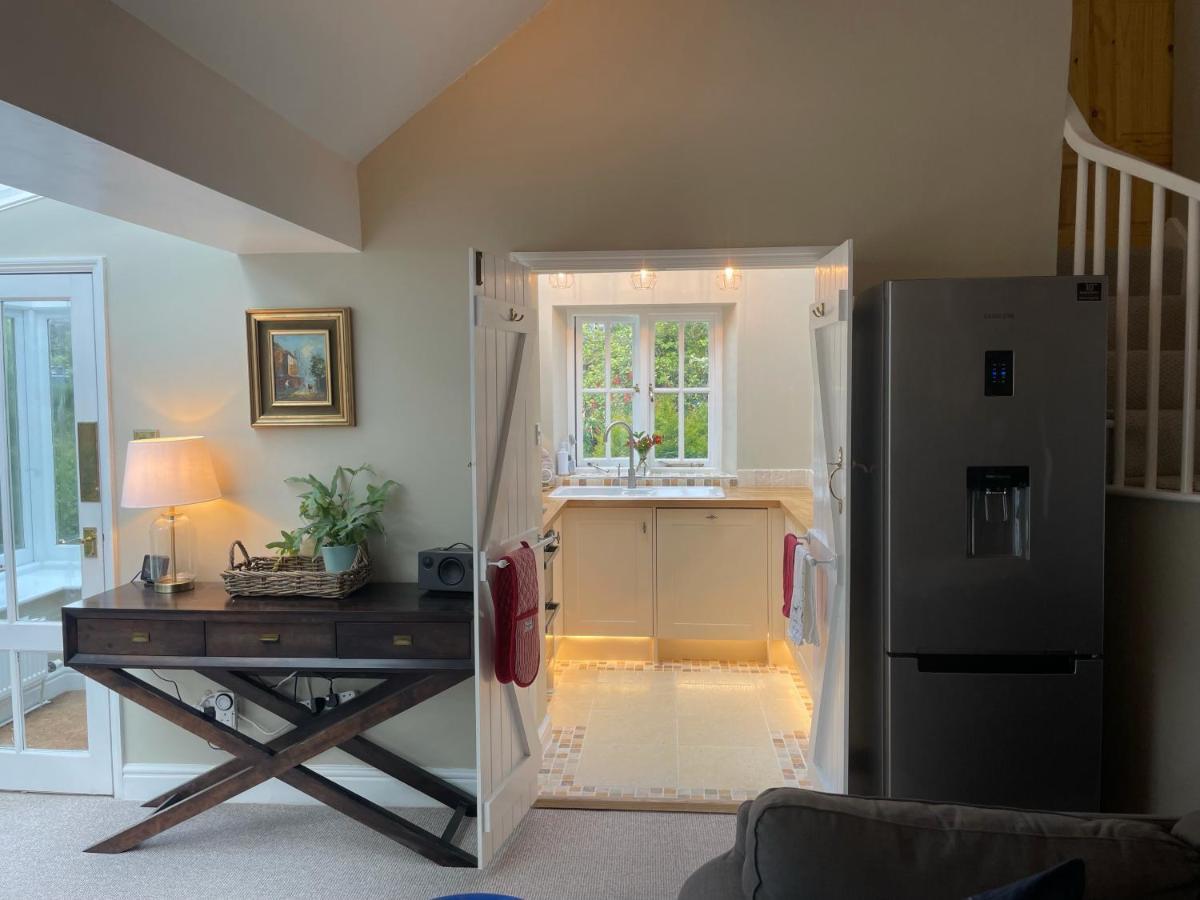 Gorgeous Country Cottage On Outskirts Of Bath With Wood Fired Hot Tub Midford Exterior foto